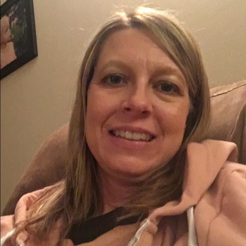 Meet your Posher, Pamela